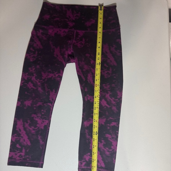 Lululemon Wunder Under Crop II Full-On Luon Breezie Regal Plum Black Womens 10 - Picture 3 of 5